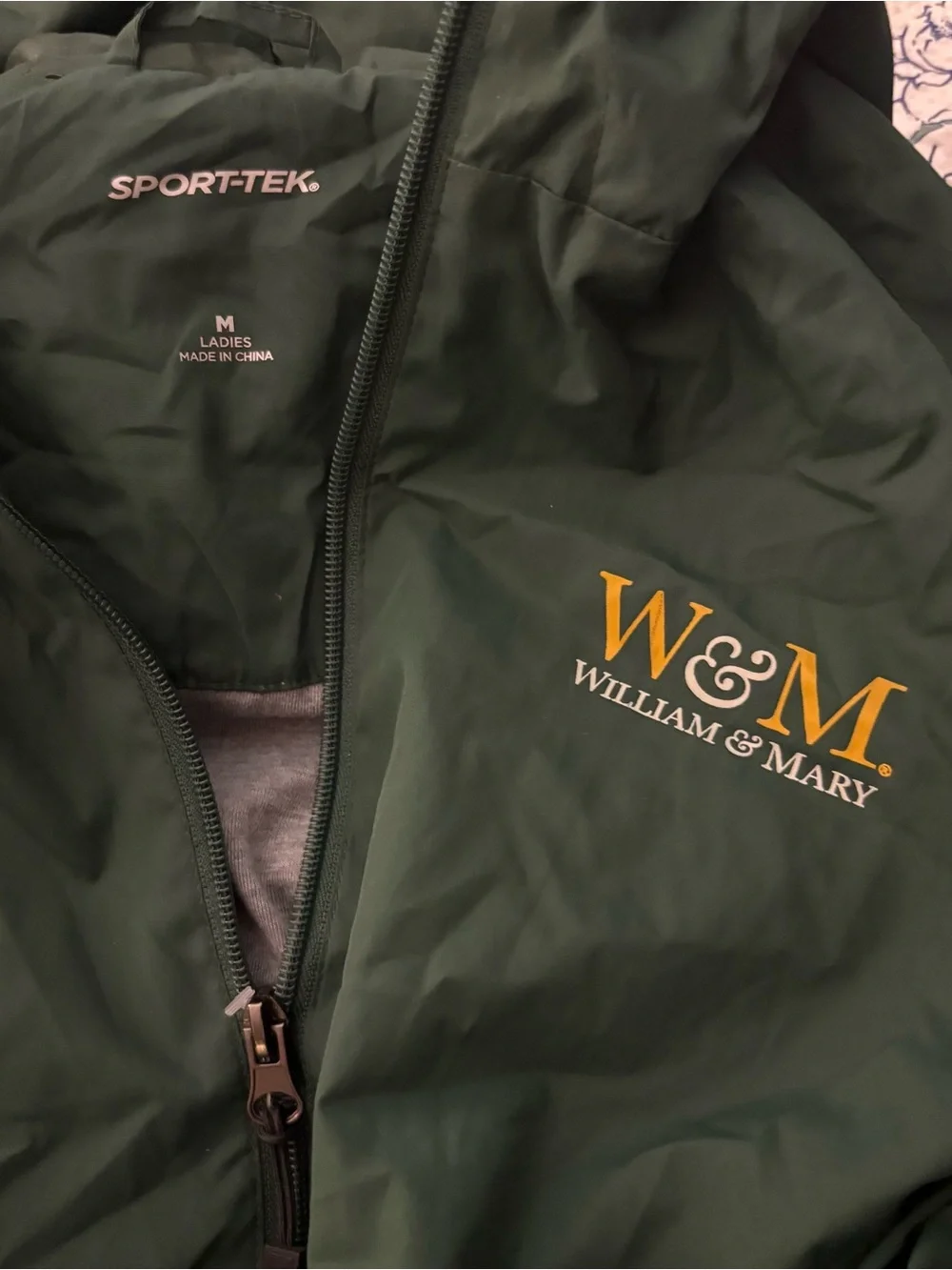 William and Mary Women's Dark Green Hooded Jacket Rain Tribe College Medium